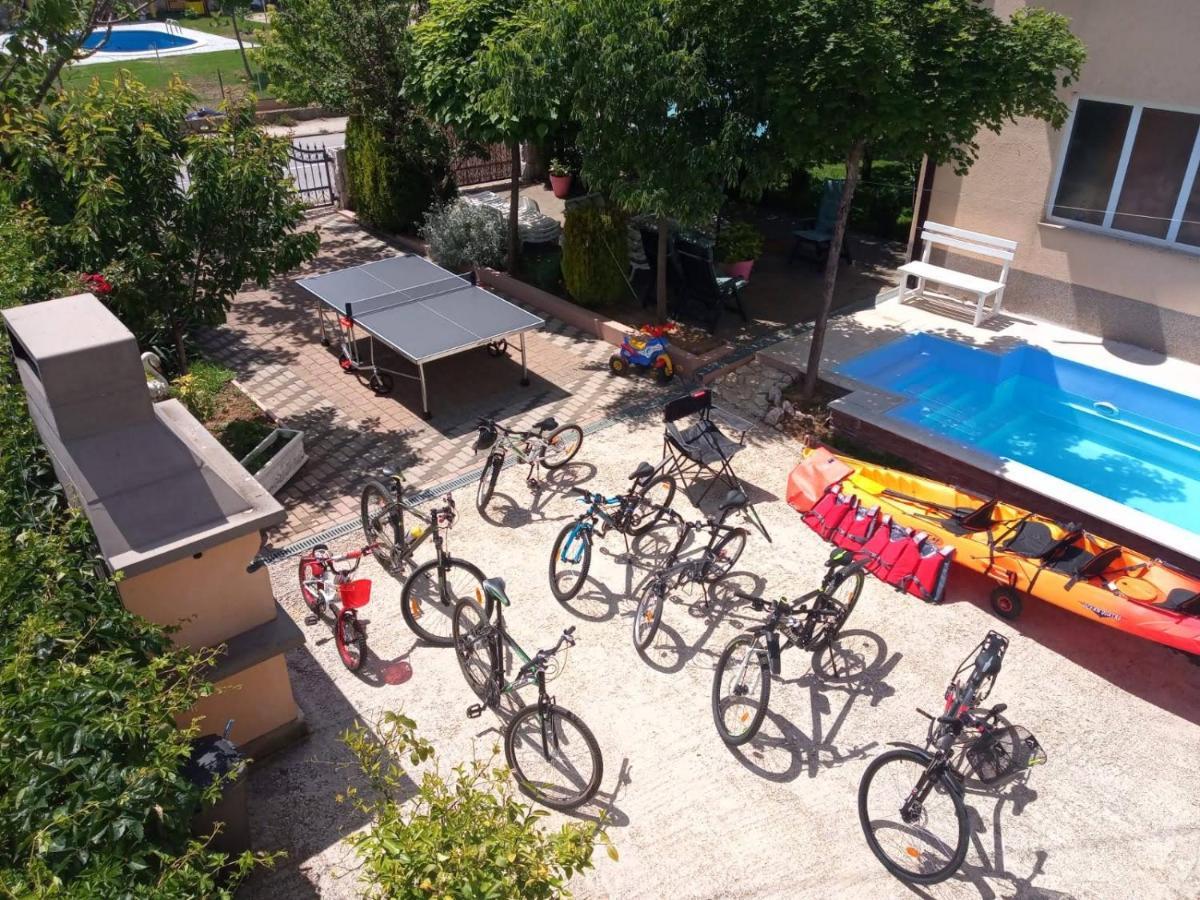 Apartment Vrljika,With Private Pool,Bikes,Garage 伊莫茨基 外观 照片